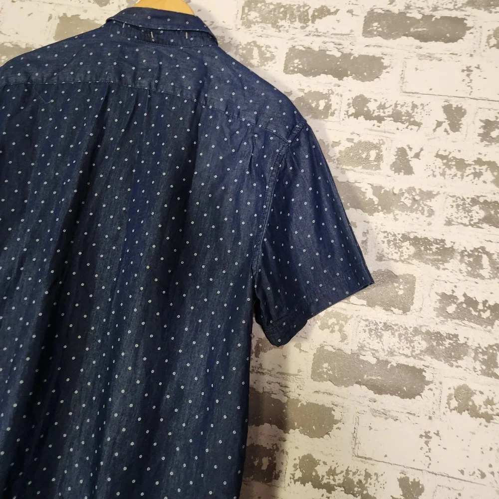 Banana Republic Mens Shirt Size L Button Up Navy Dot Print Short Sleeve Slim Fit
